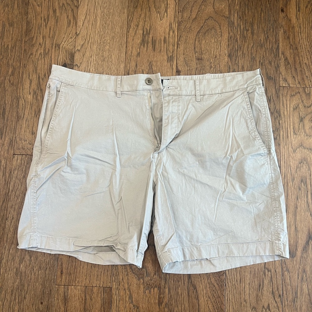 NWOT Abercrombie & Fitch Tan Shorts XL
